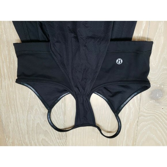 Lululemon Black Floral Practice Freely Racer Back Sports Bra Tank Top Women’s 4 - Picture 5 of 7